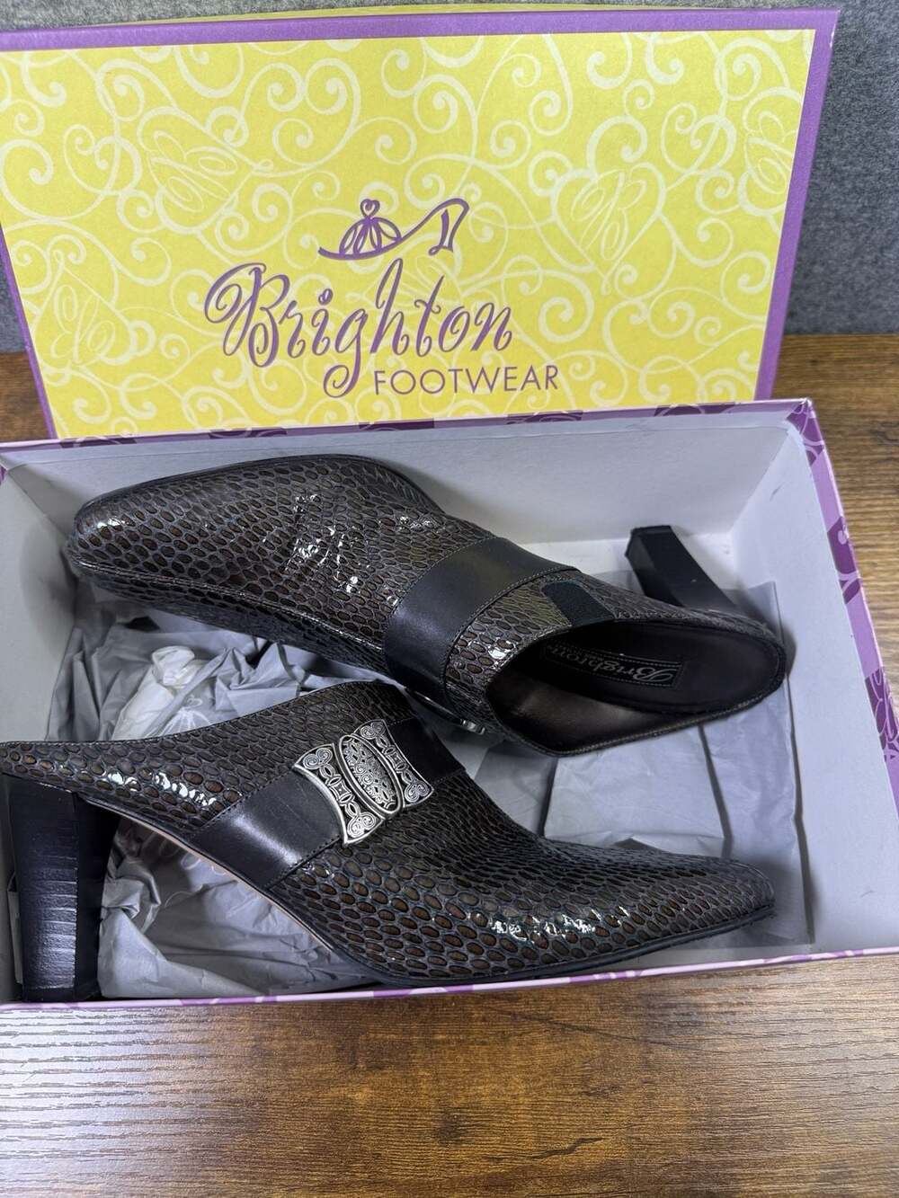 Brighton Rhyme Pewter Snake Luxe Embossed Mules Heels Size 9M